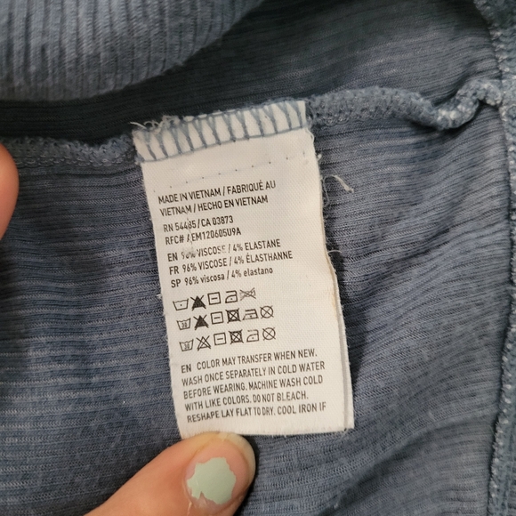 American Eagle Outfitters Soft & Sexy Dusty Blue Ribbed Crewneck Short Sleeve - Picture 3 of 7